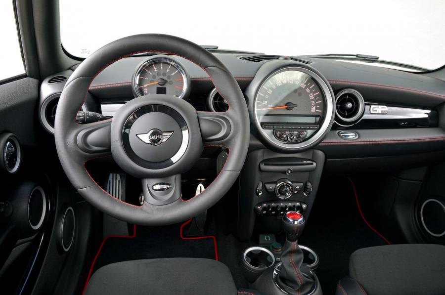  Mini Cooper GP JCW 2014 года  (фото 14 из 92)